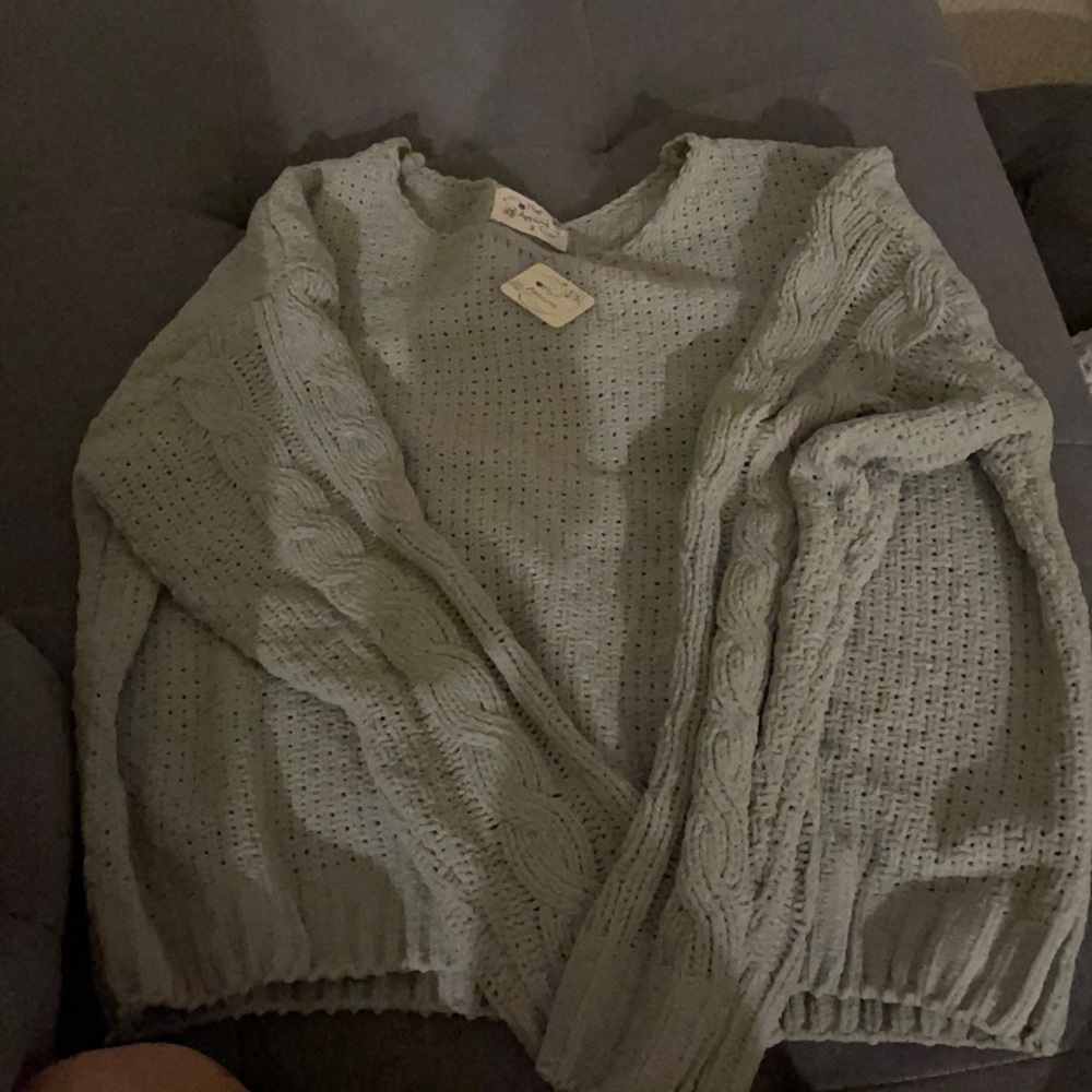 Sage green cropped sweater NEW WITH TAGS
